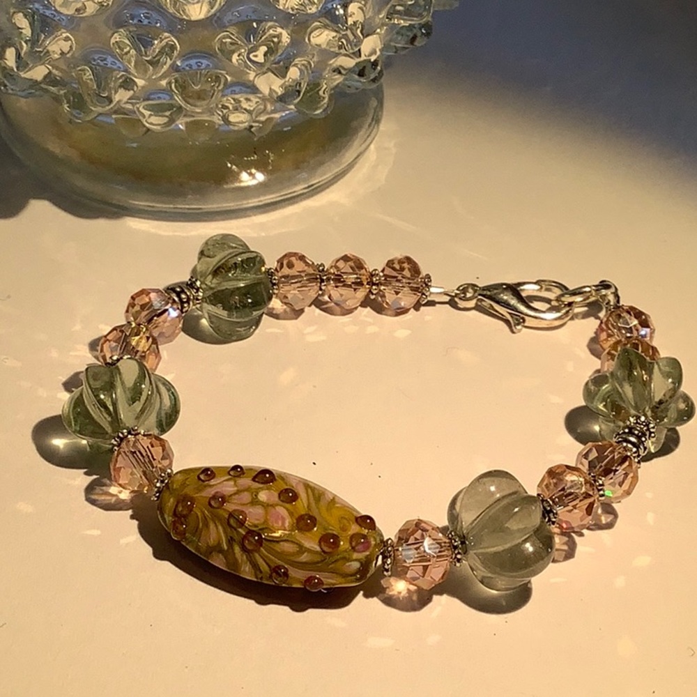 HANDMADE JEWELRY
BO/GO 50%OFF
